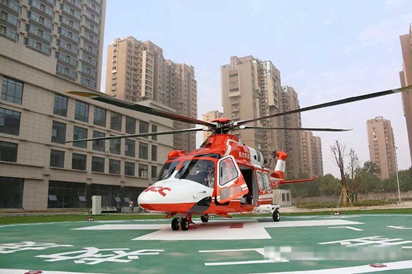 为发展需求很多城市都将组建紧急救援直升机停机坪